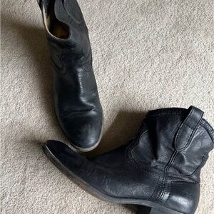 Frye Booties 8 1/2